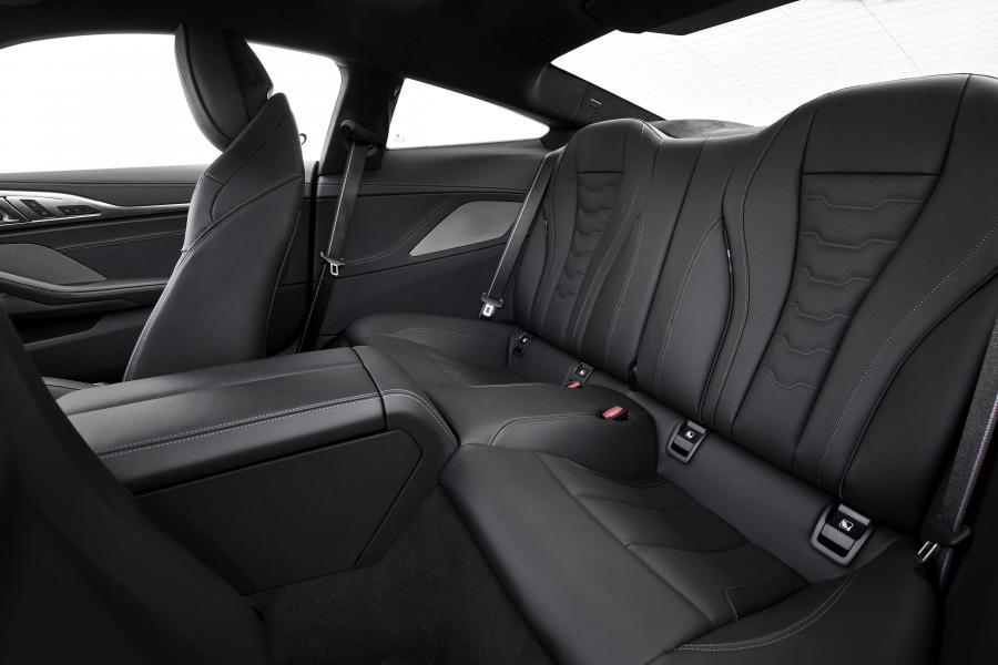 Интерьер BMW M850i xDrive Carbon Package (G15) 2018 года  (WW) (фото 105 из 287)